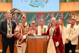 Neusser Prinzenpaar zu Gast im NRW-Landtag